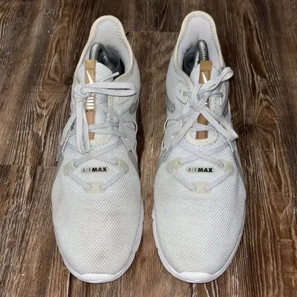 Nike Air Max gray & white lite weight breathable mesh size 9.5. - Picture 4 of 11